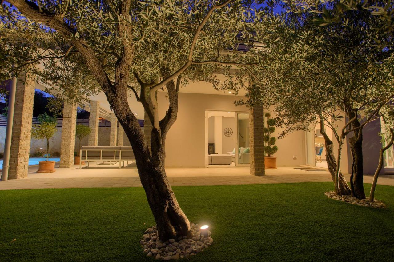 Villa Vale Kornić エクステリア 写真