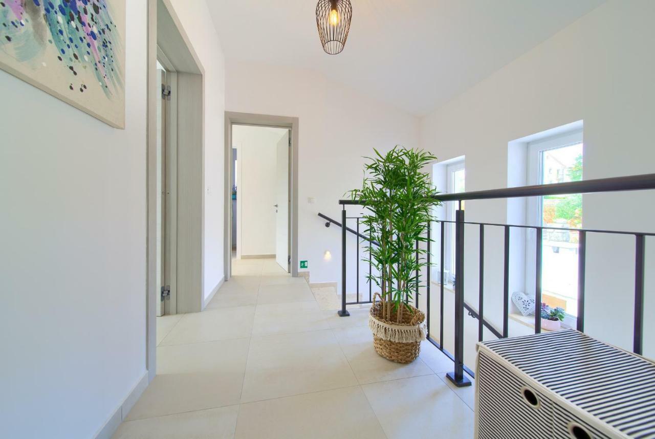 Villa Vale Kornić エクステリア 写真